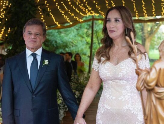 La emoción de María Eugenia Vidal y Enrique Sacco en su fiesta de casamiento