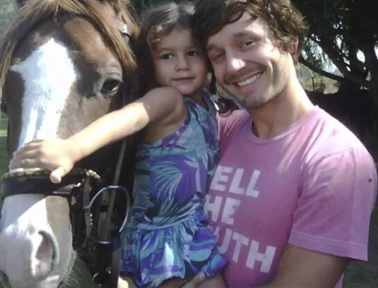 Benjamín Vicuña revela su autocrítica en la crianza de su hija Blanca