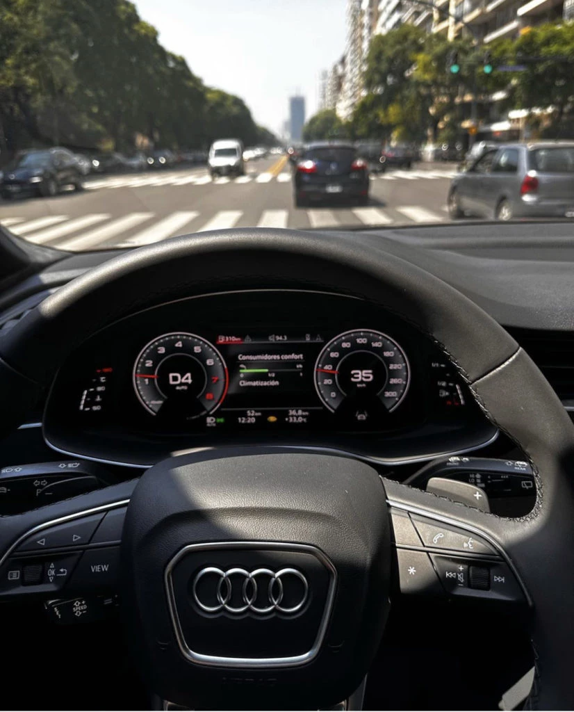 Wanda Nara se autoregaló un lujoso auto