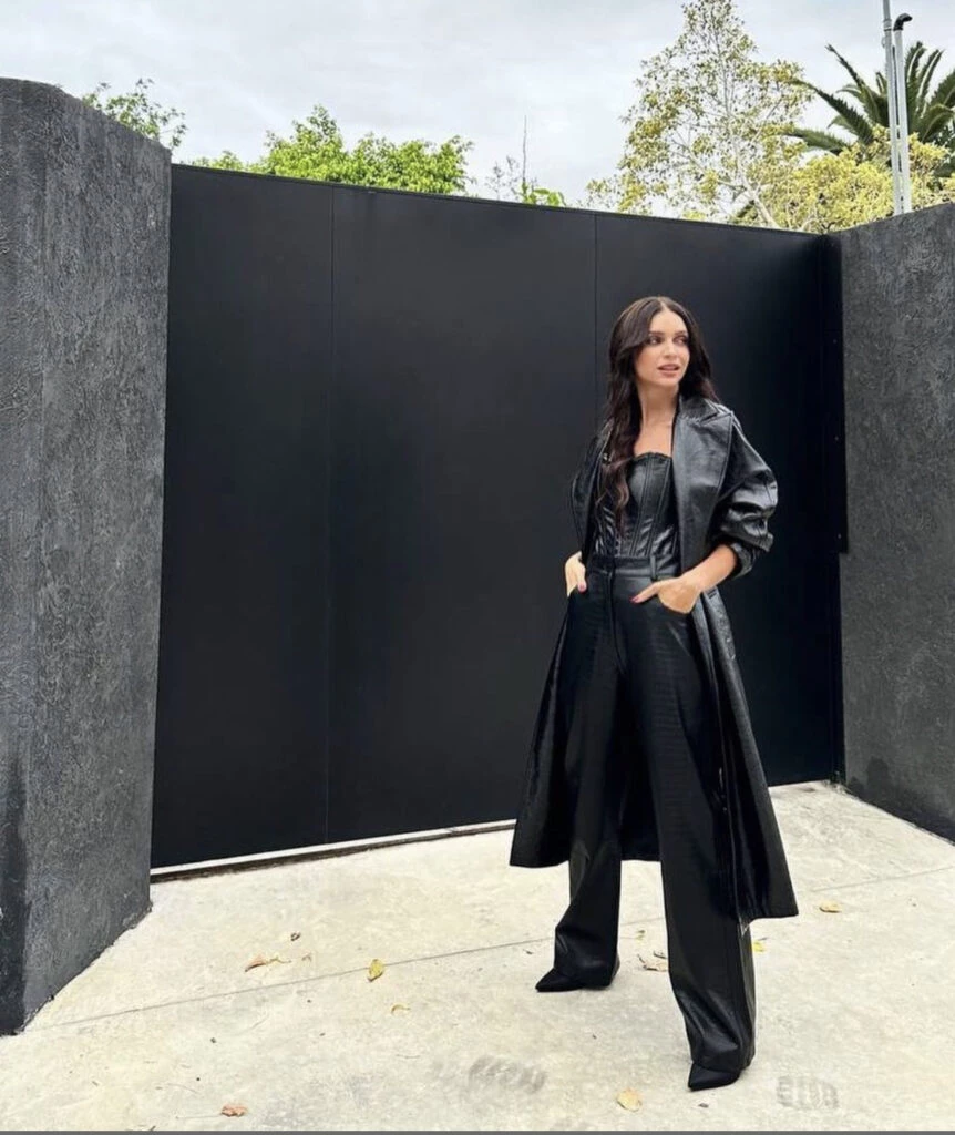 Zaira Nara y su look total black