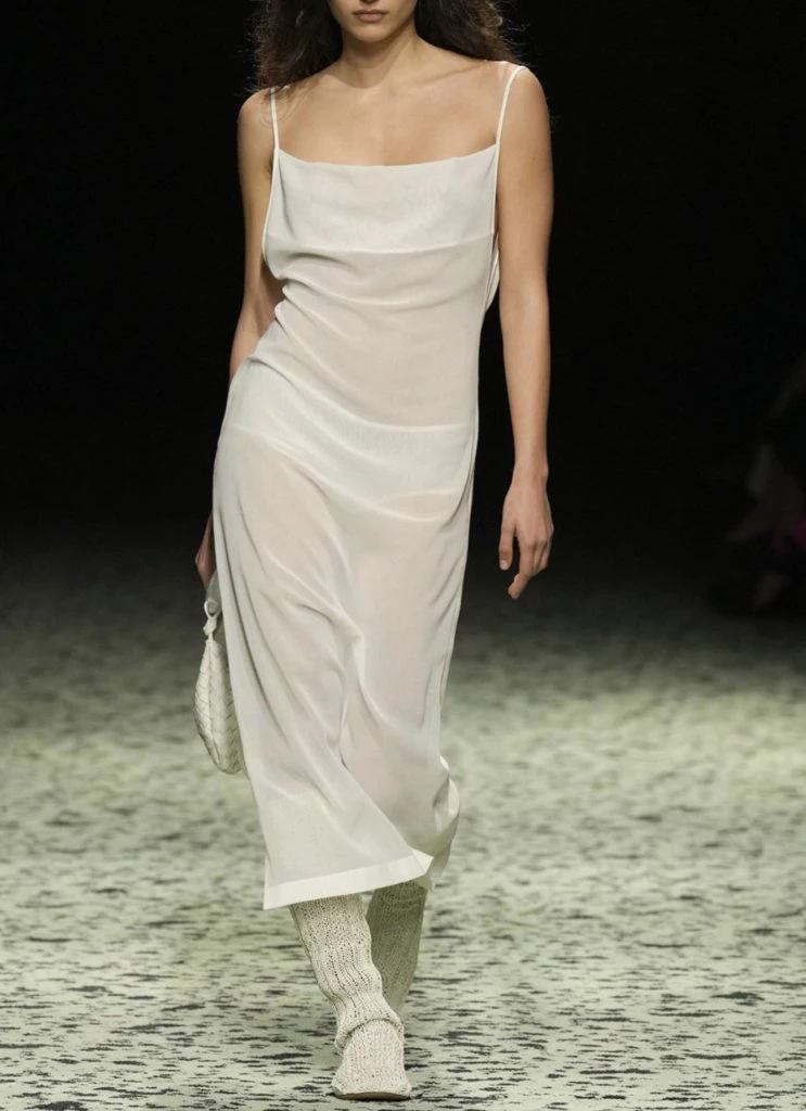 Zapatos ugly by Bottega Veneta. Foto: Instagram.