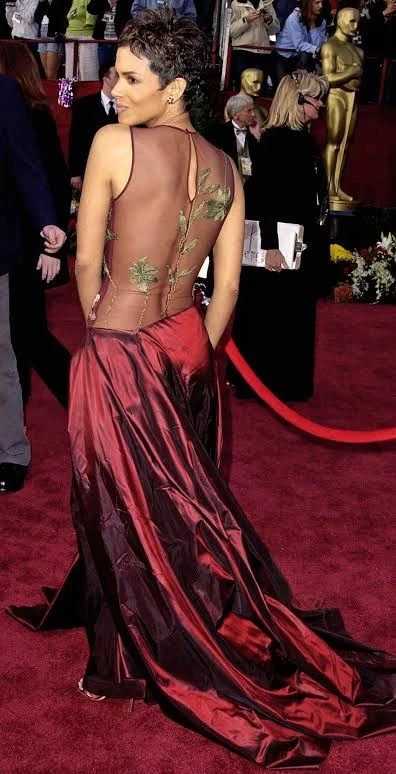elie saab oscars halle berry