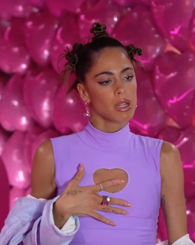 estetica y2k pelo tini