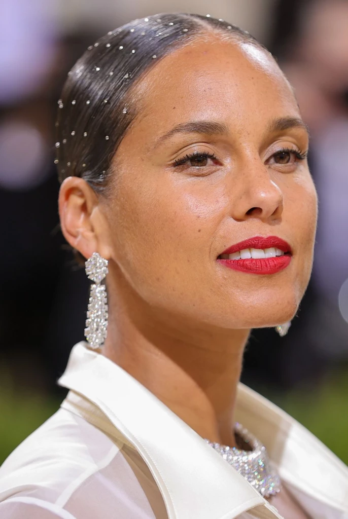 tendencia beauty glitterage alicia keys
