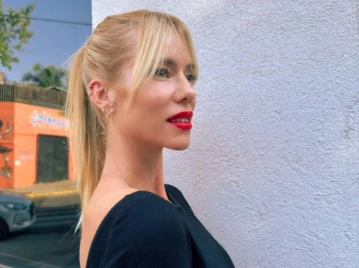 nicole neumann no pants