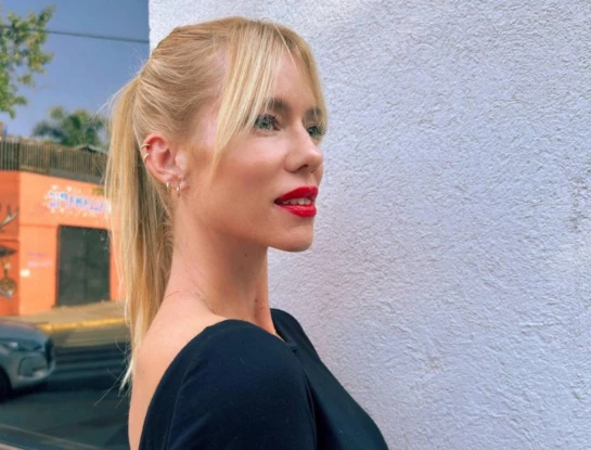 Nicole Neumann y su total black look (con la tendencia más atrevida del momento)