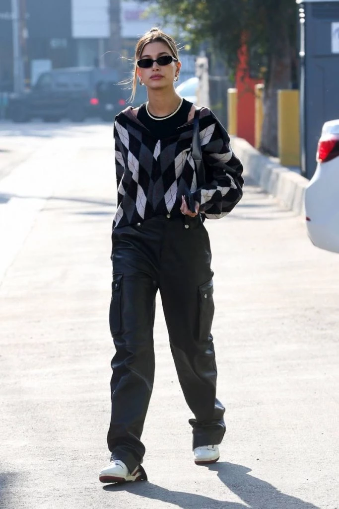 looks con pantalones cargo 