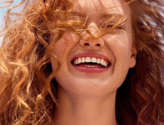 trucos de Inteligencia Artificial para cuidar el pelo con rulos
