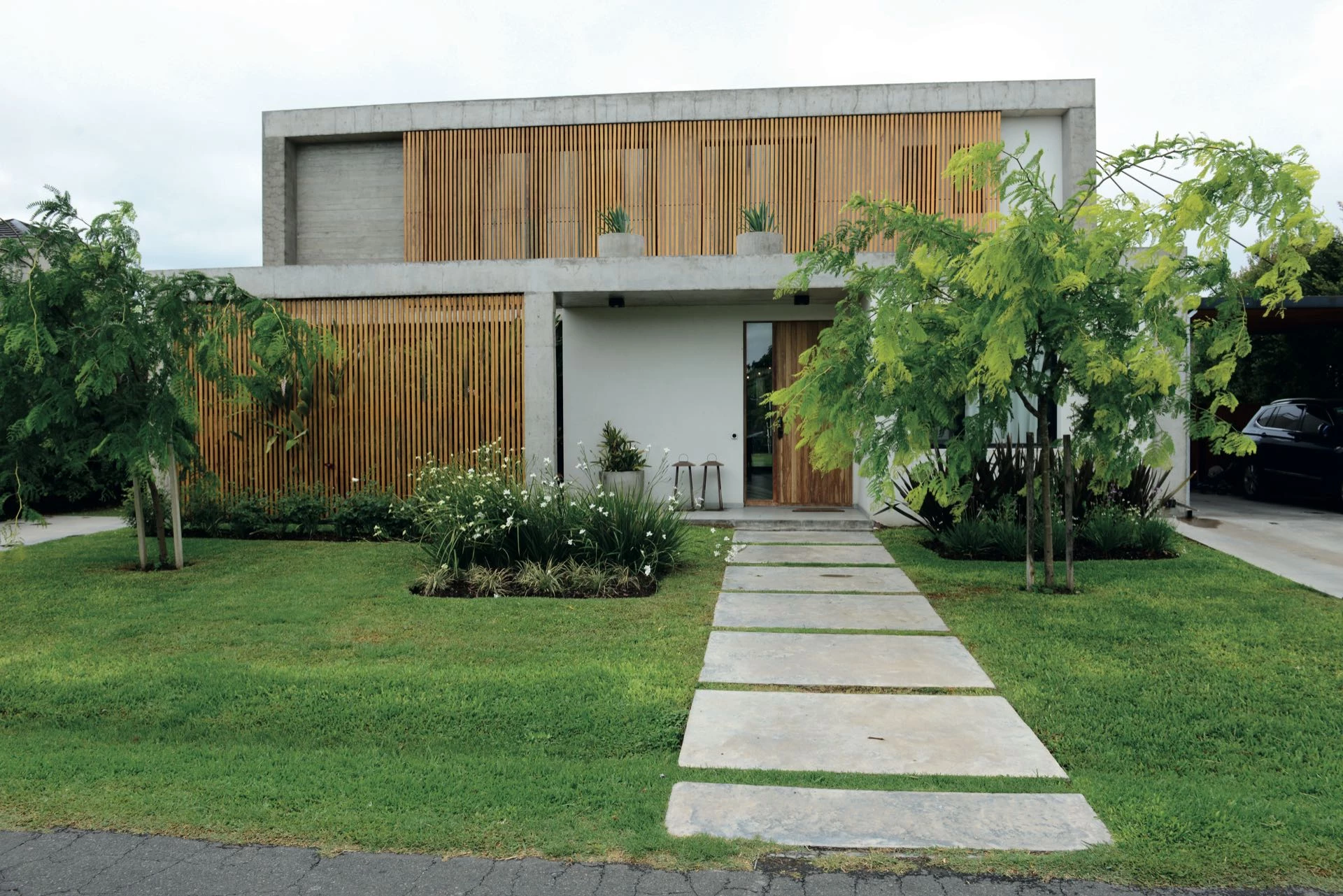 Para enamorarse: una casa de diseño moderno y decoración contemporánea