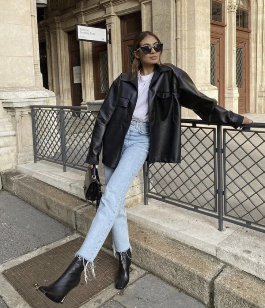 Blazer de cuero el ítem que no puede faltarnos este otoño. Foto: Pinterest.