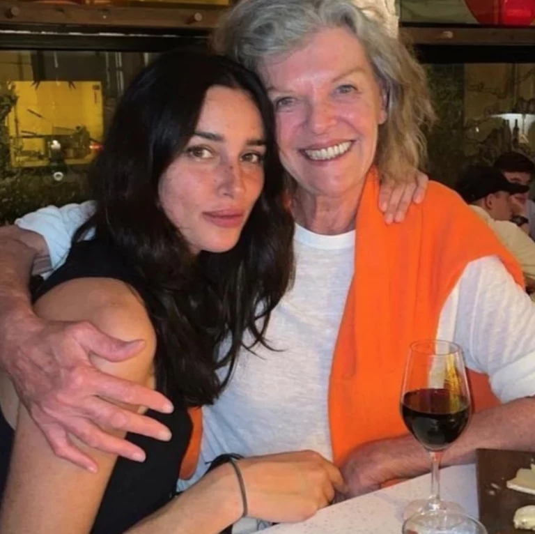 Tini de Bucourt y Chiara Burger