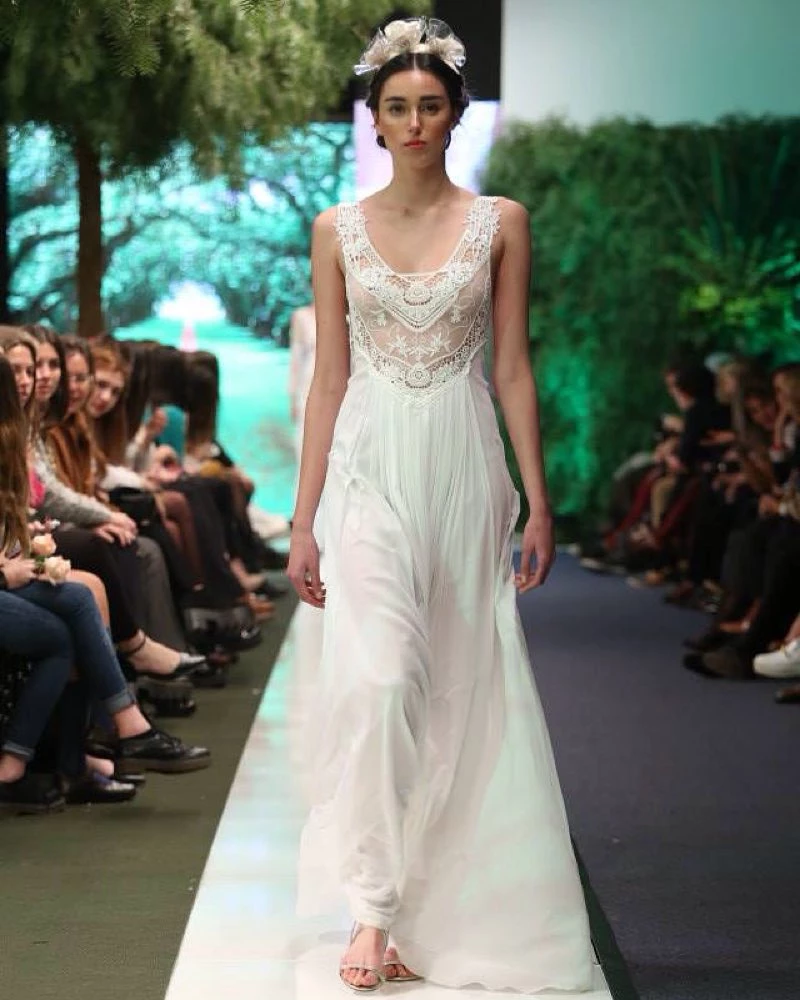 Chiara Burger nieta de Tini de Bucourt