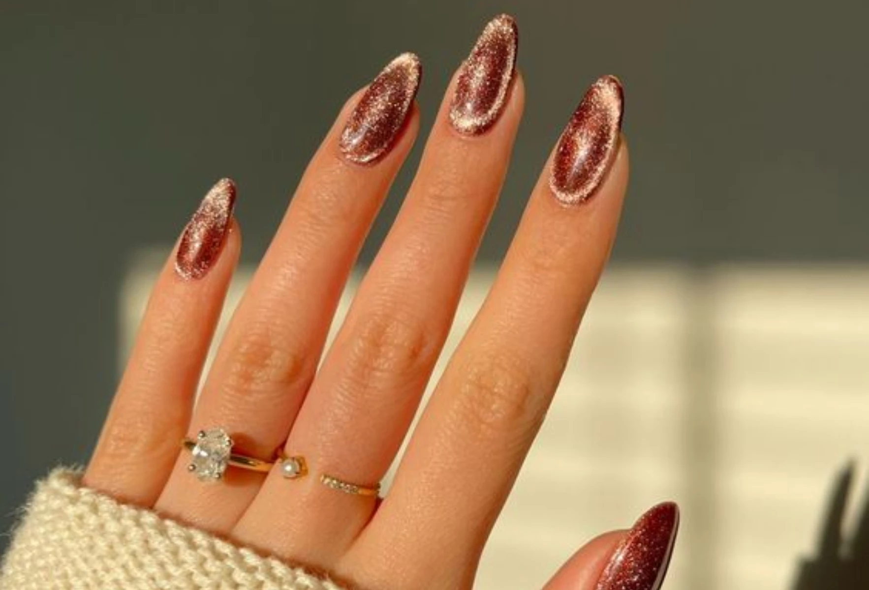 Crystal cat eye, la manicura que se volvió tendencia