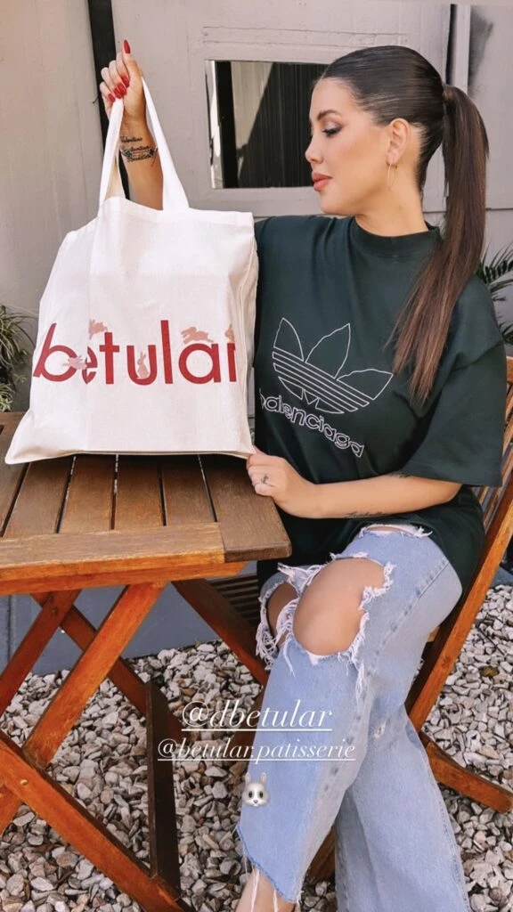 El look casual de Wanda Nara. Foto: Instagram.