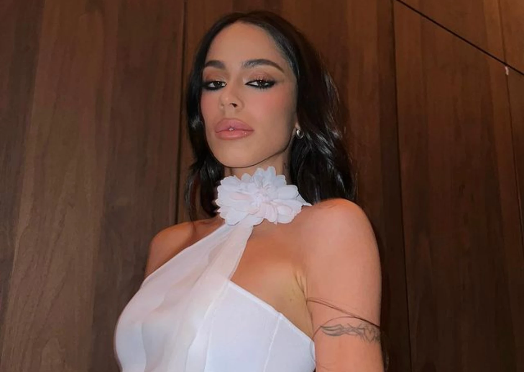 El look total white que lució Tini Stoessel en México