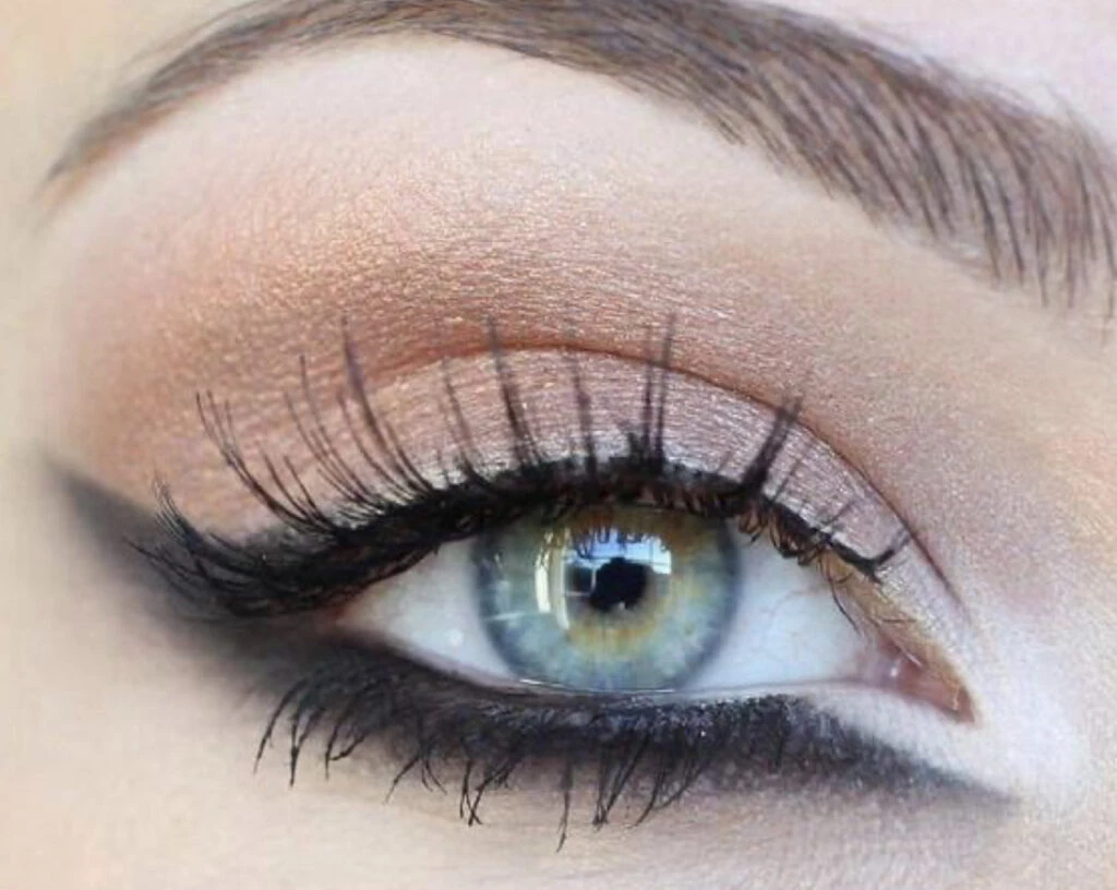 Eyeliner inverso, la última tedencia beauty