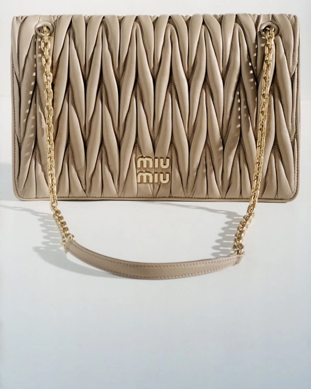 Nueva colección de carteras Miu Miu Matelassé