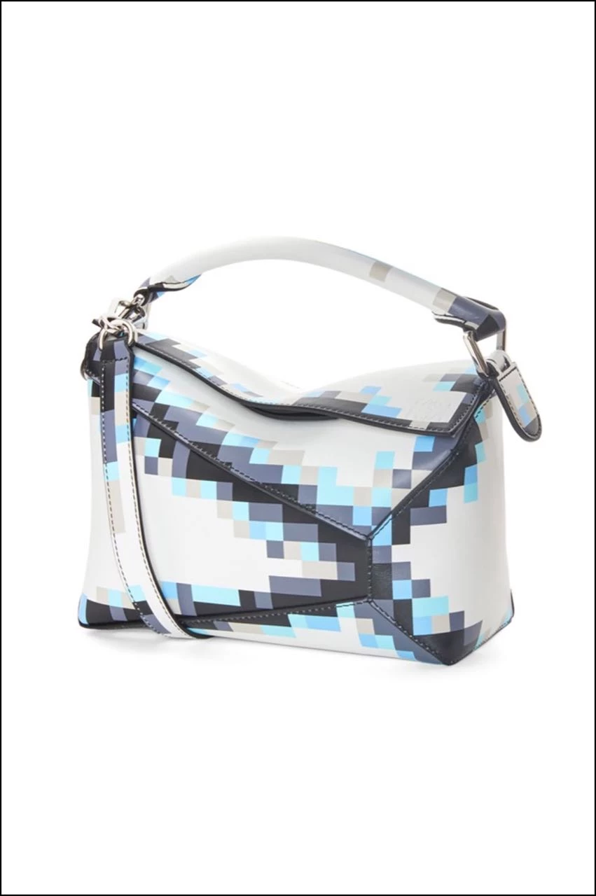 LOEWE presentó la colección cápsula primavera-verano 2023 de Pixel.