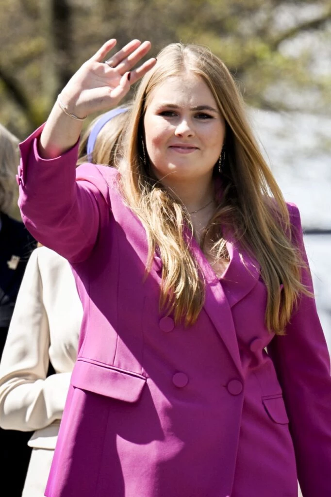 maxima amalia ariane looks dia del rey