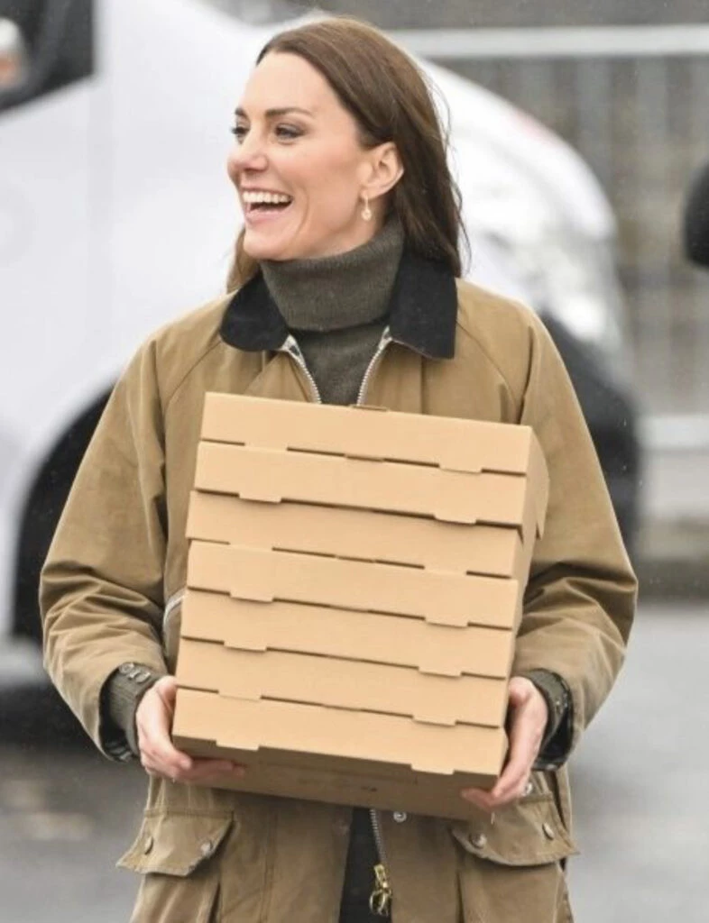 Kate Middleton con su look todoterreno. Foto: Instagram.