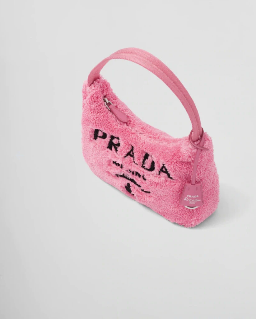 La cartera Prada de Cande Tinelli. Foto: Instagram.