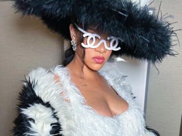 Rihanna cautivó con un look vintage de Chanel