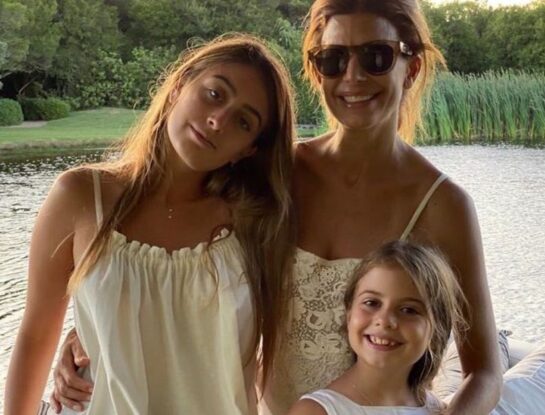 Juliana Awada fue sorprendida por sus hijas en su cumpleaños