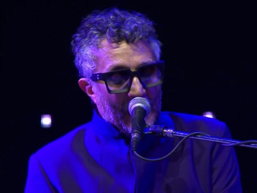 El look fashionista de Fito Páez