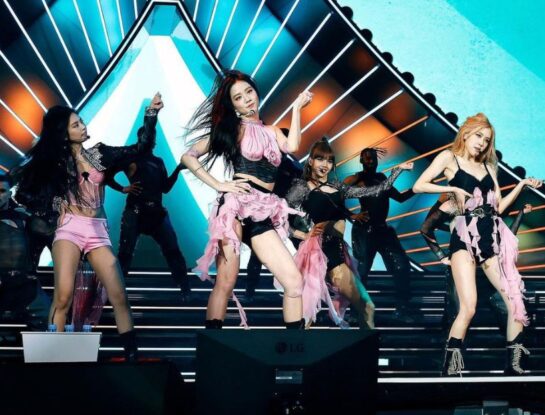Las tendencias que impusieron las Blackpink en el Coachella 2023: del balletcore hasta looks metalizados