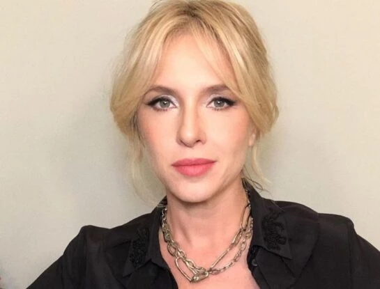Así fue el look cowgirl de Carla Peterson