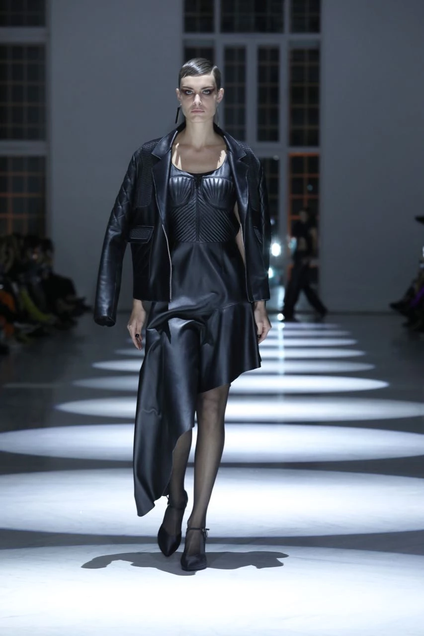 Desfile de Fabián Zitta