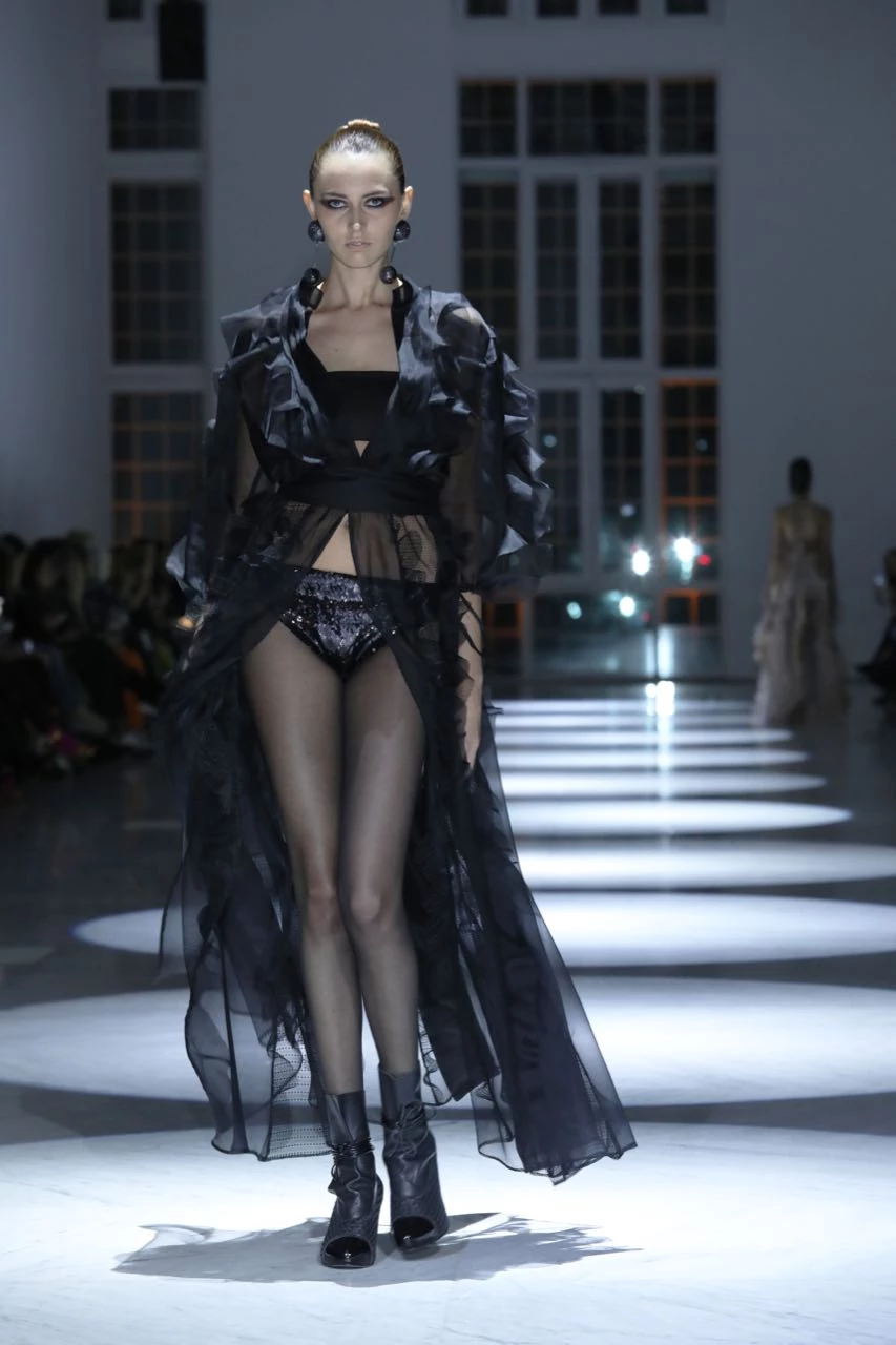 Desfile de Fabián Zitta