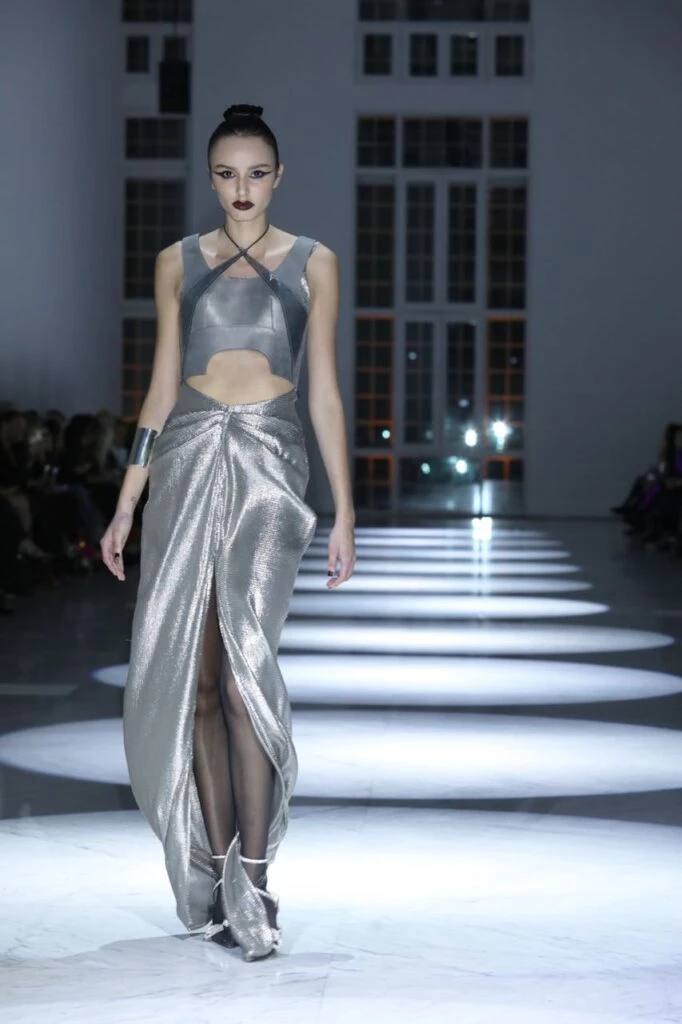 Desfile de Fabián Zitta