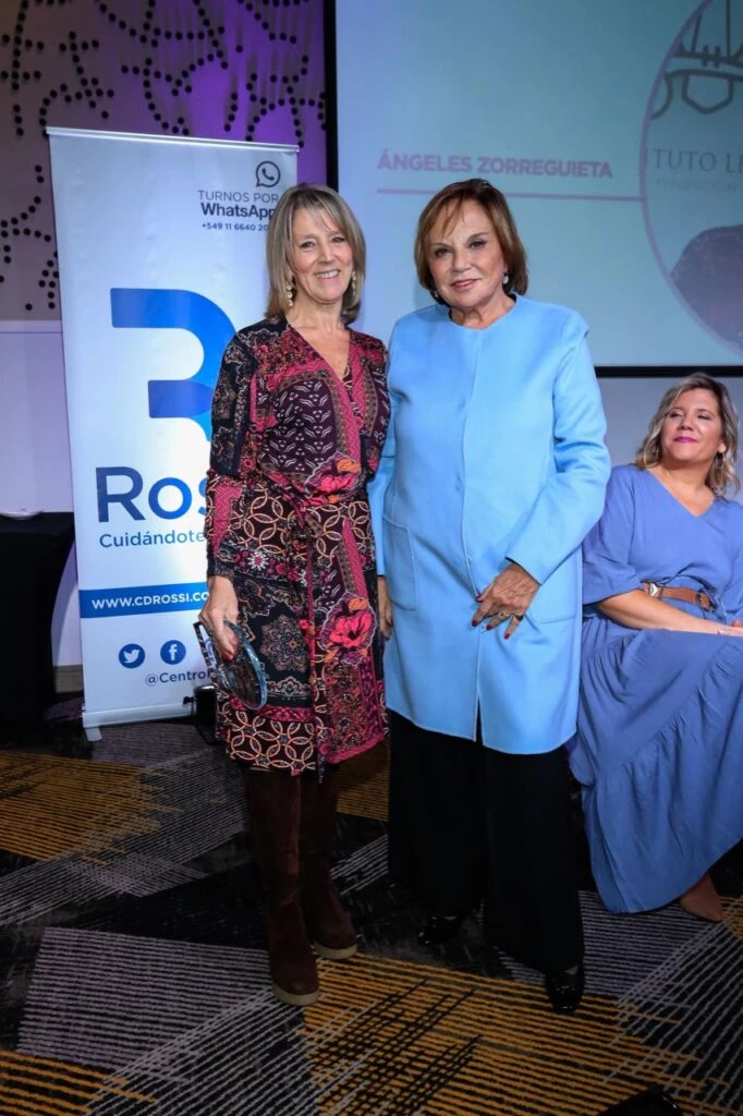 Entrega de premios de los premios FLOR DE MUJER