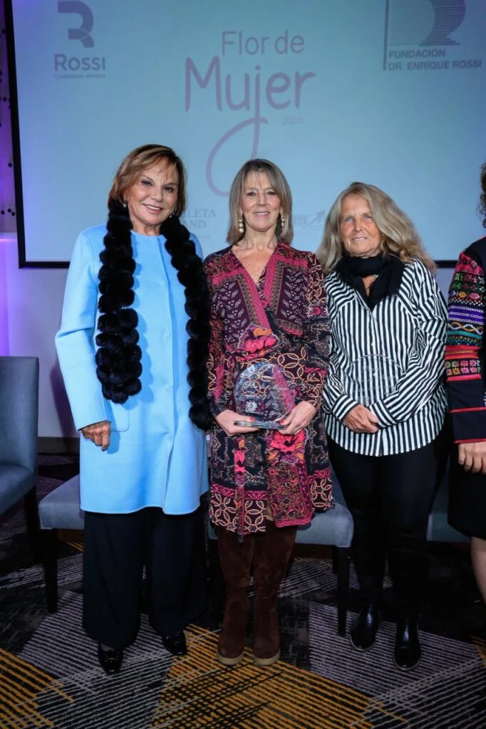 Entrega de premios de los premios FLOR DE MUJER