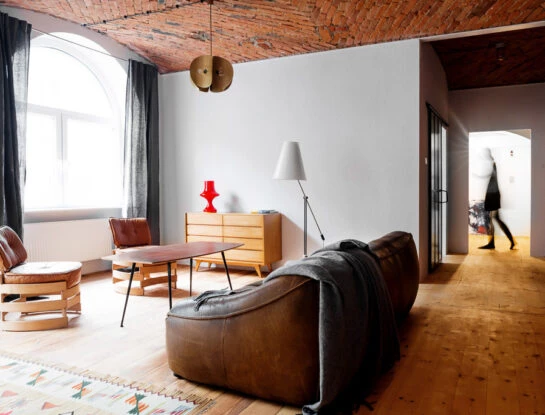 Un loft con espíritu vintage en una antigua fábrica de mermelada