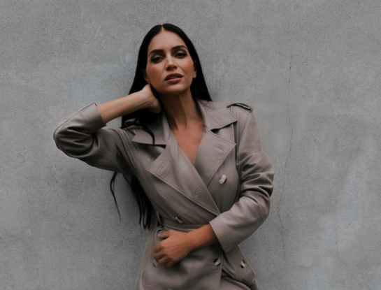 Así es el look romántico de Zaira Nara 