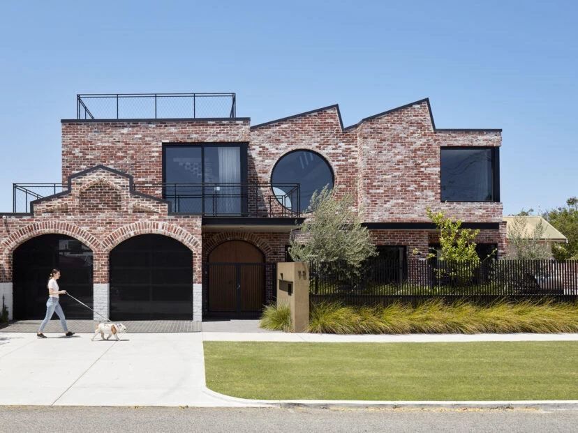 Así es la casa de ladrillo visto que causa furor en redes