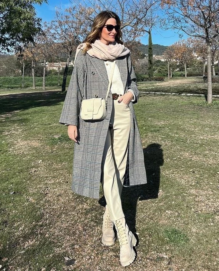 looks con colores neutros otoño 2023