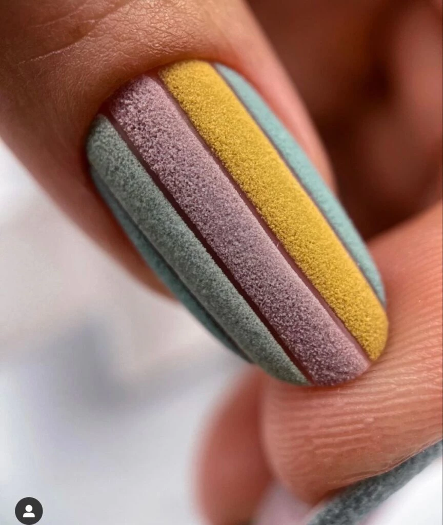 manicura sueter print otoño 2023