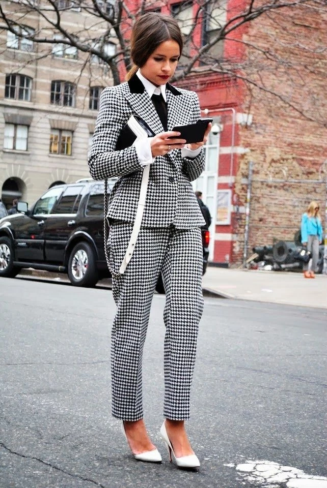 pied de poule looks otoño 2023