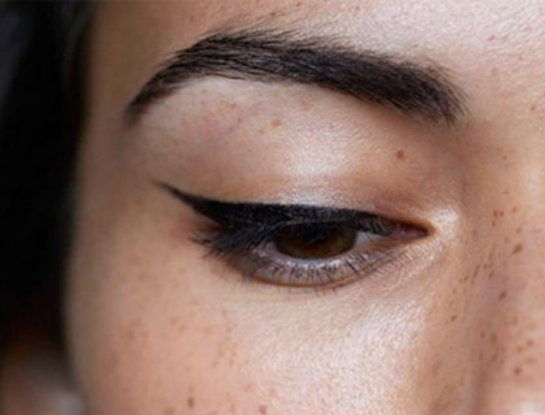 Eyeliner con pincel: trucos de expertos para trazarlo