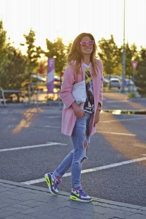 Cómo usar las zapatillas de running en tus looks del día a día