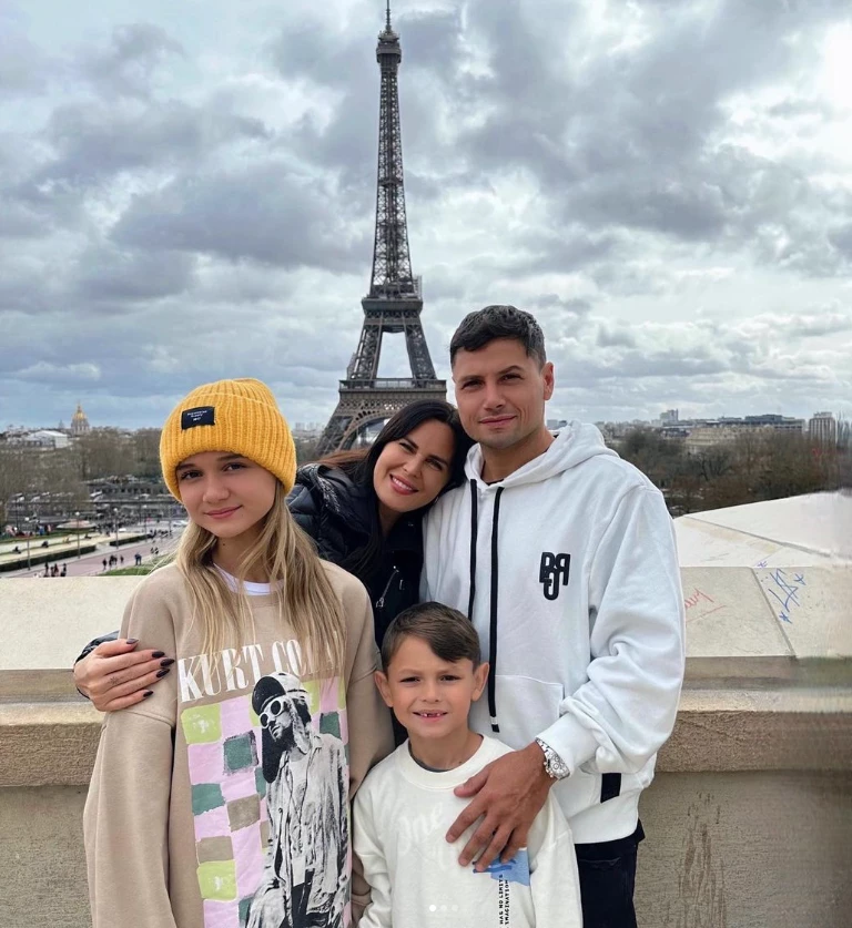 Natalie Weber y familia