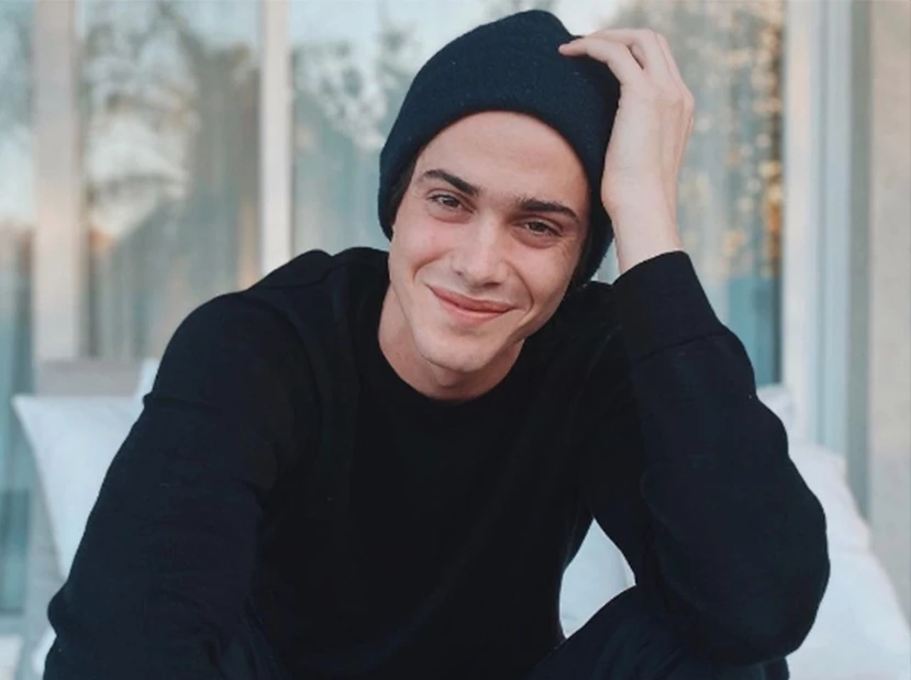 Francisco Stoessel, más conocido como Fran, es el hermano mayor de Tini