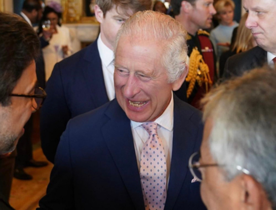 Esta es la casa a la que el rey Carlos III decidió renunciar para achicar los gastos de la Corona