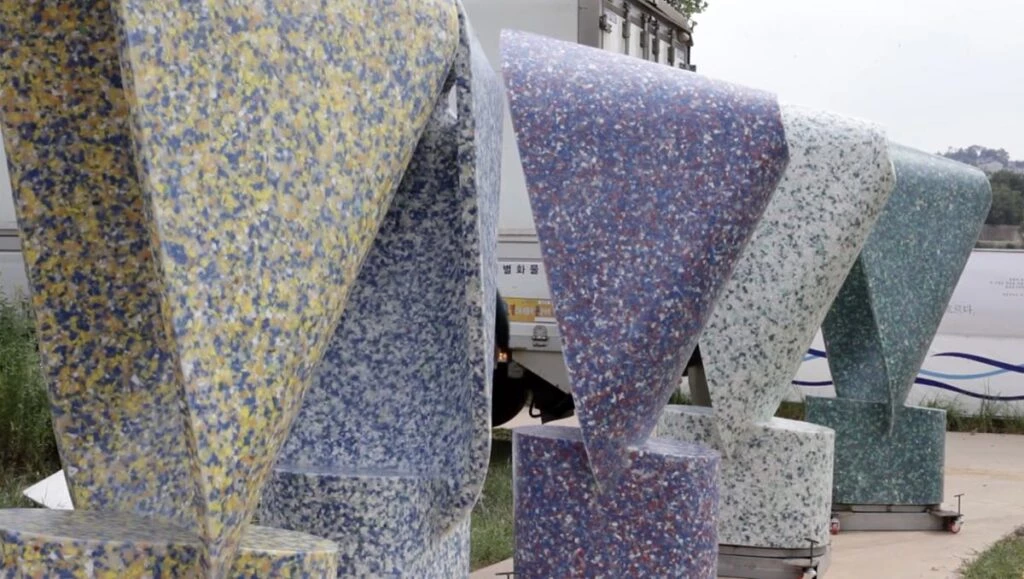 Diseño sustentable: así es la silla anti estrés creada con plásticos reciclados
