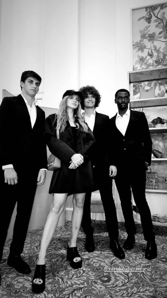 El look total black de la China Suárez. Foto: Instagram.