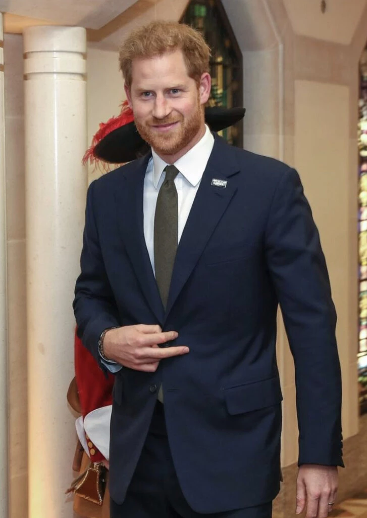 El príncipe Harry ya tiene su viaje planeado a Inglaterra. Foto: Pinterest.