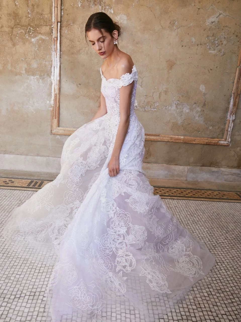 Colección Oscar De La Renta novias Primavera 2024